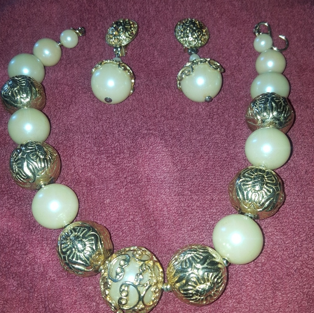 VINTAGE BOBBLE NECKLACE/EARRINGS